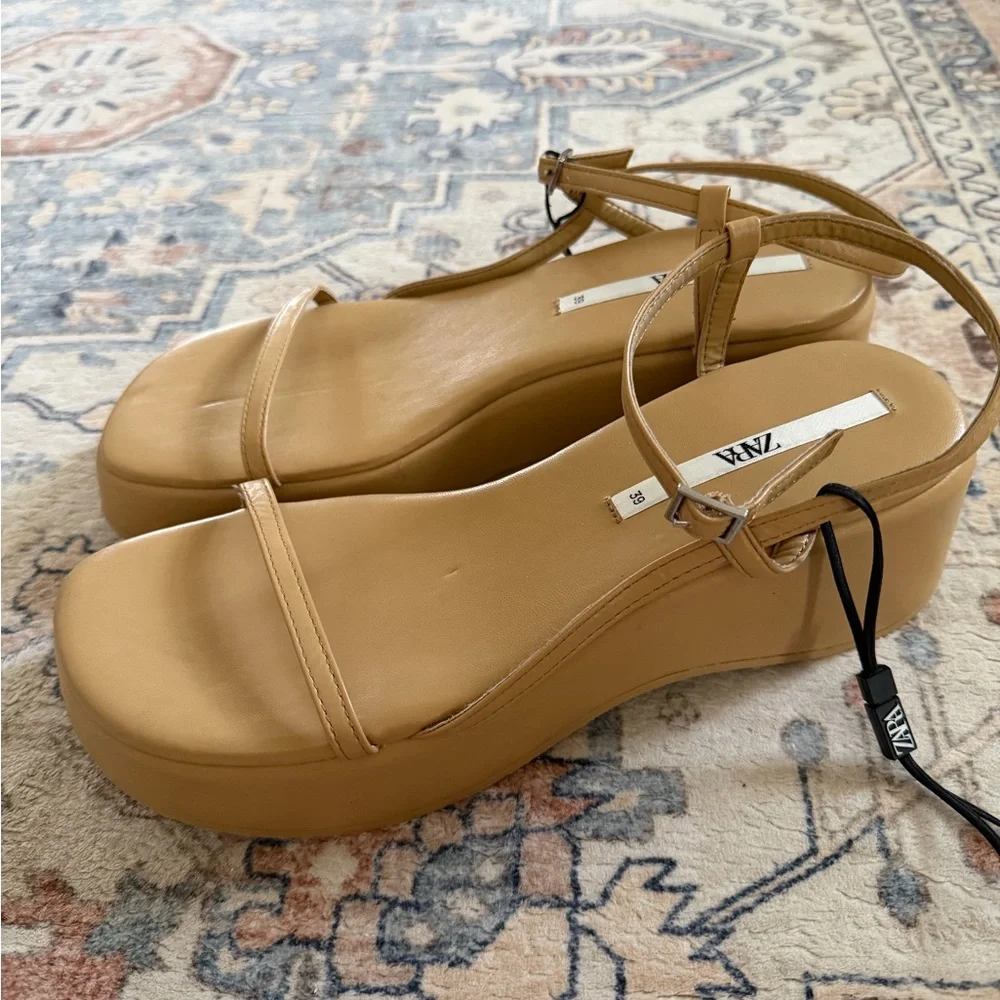 Zara Beige Platform Sandals with Ankle Strap